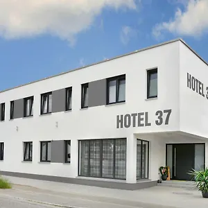 https://hotel-37.com-bavaria.com